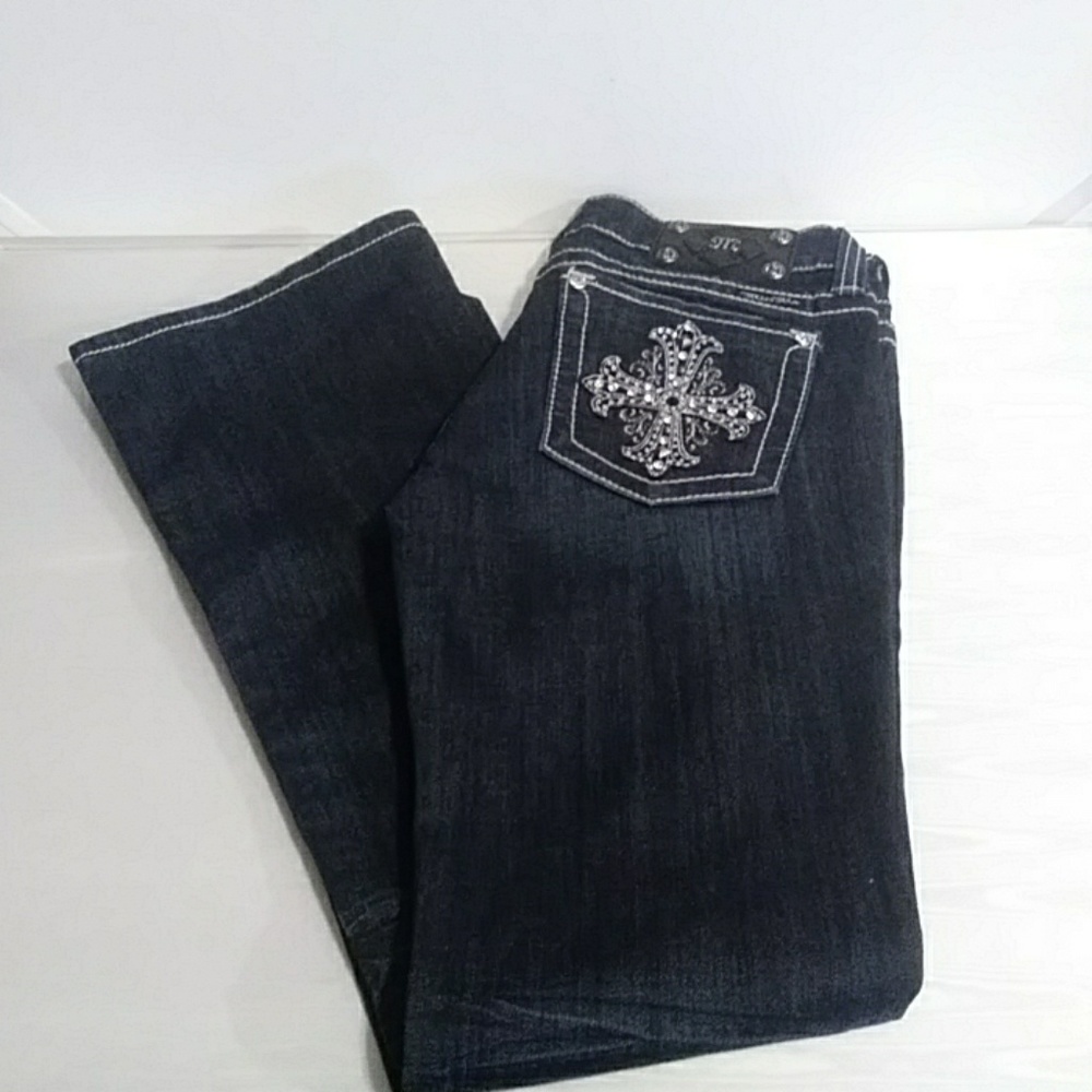 NWT Miss Me jeans with  rhinestone Crosses
